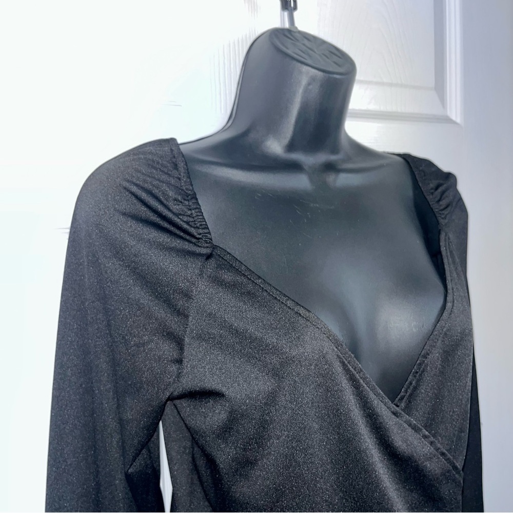 3/25$💥 AKA Top blouse black Women Medium long sleeve shirt chic v neck - Picture 2 of 6